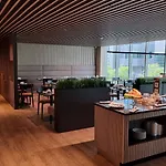 Principe Avila 호텔 4*