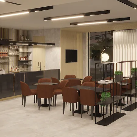 酒店 Principe Avila 4*