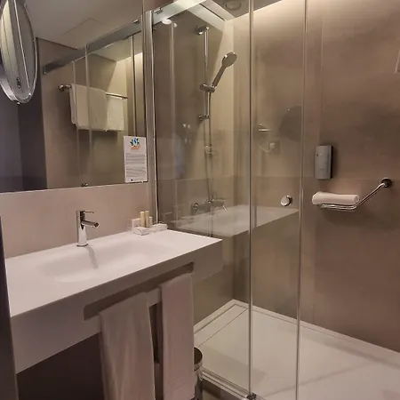 Principe Avila Hotel 4*