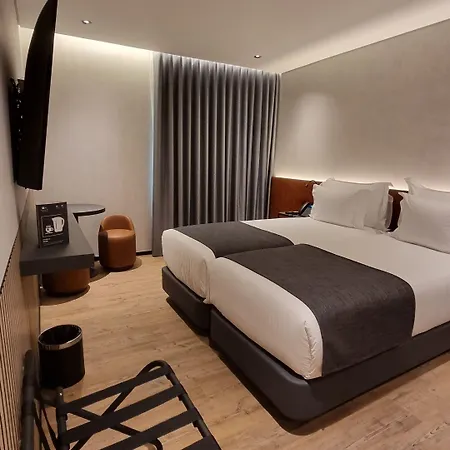 Principe Avila Hotel