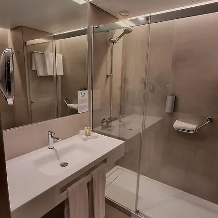 Principe Avila Hotel 4*