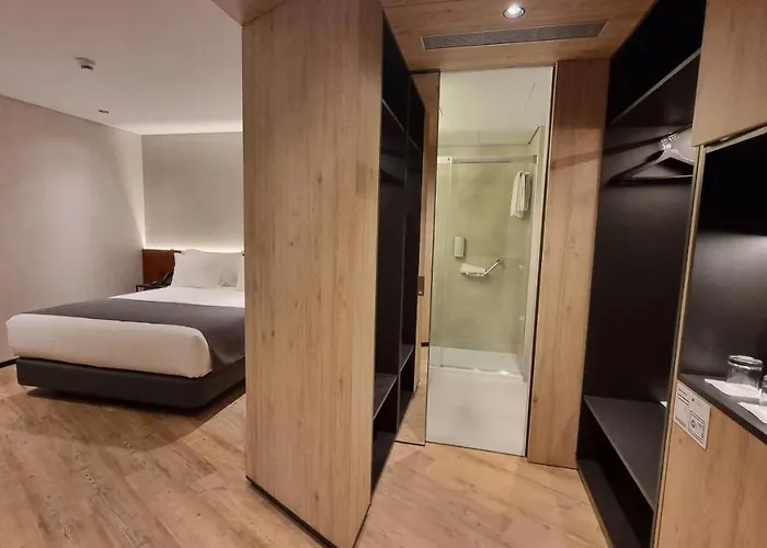 Ξενοδοχείο Principe Avila 4*