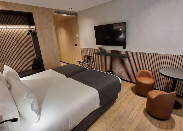 Ξενοδοχείο Principe Avila 4*