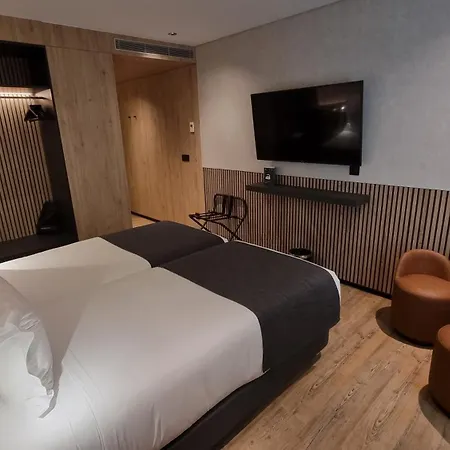 فندق Principe Avila