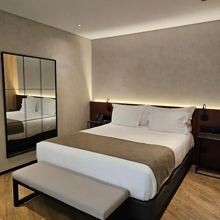 Principe Avila فندق