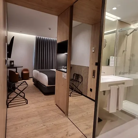 Principe Avila فندق